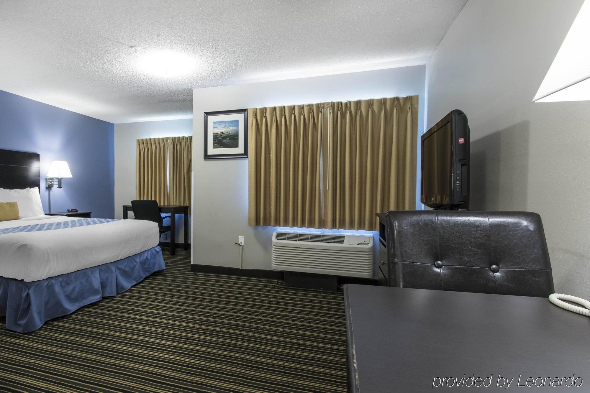 Suburban Extended Stay Hotel Naval Base Area Warrington Exterior foto