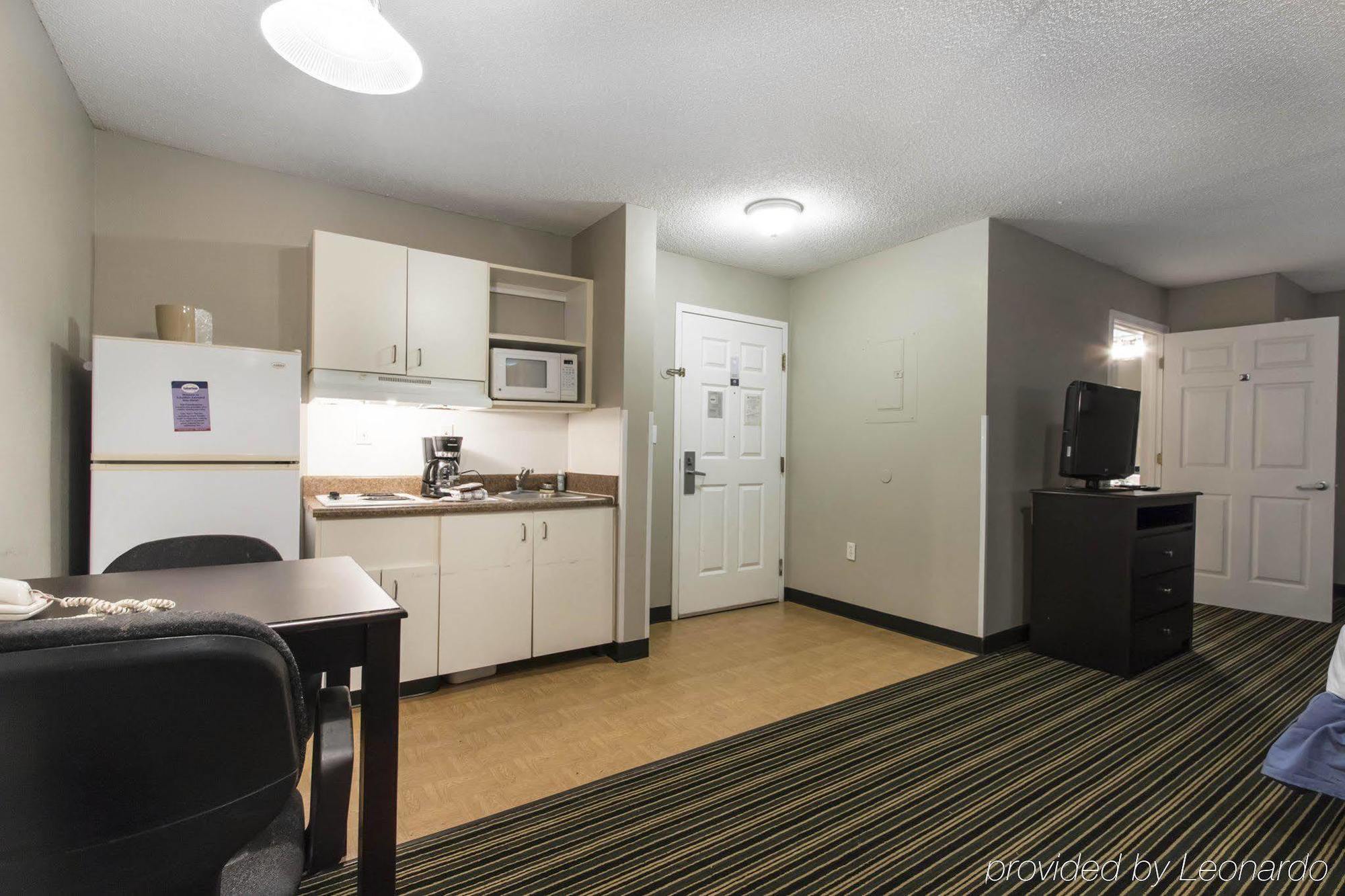 Suburban Extended Stay Hotel Naval Base Area Warrington Exterior foto